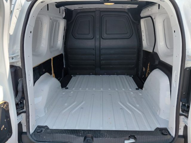 RENAULT Kangoo usata 28
