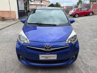 TOYOTA Verso-S usata, con Airbag