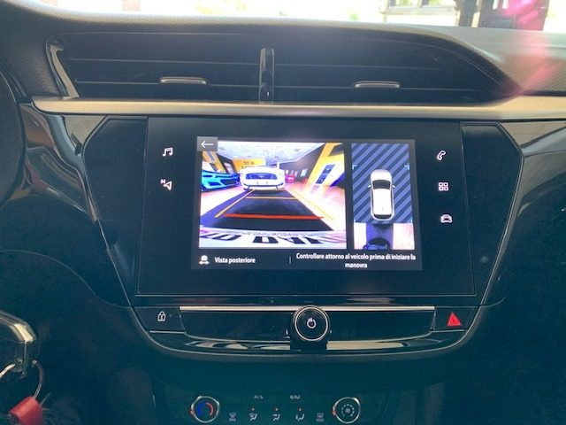 OPEL Corsa usata, con Autoradio digitale