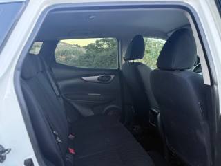 NISSAN Qashqai usata, con Interni in pelle