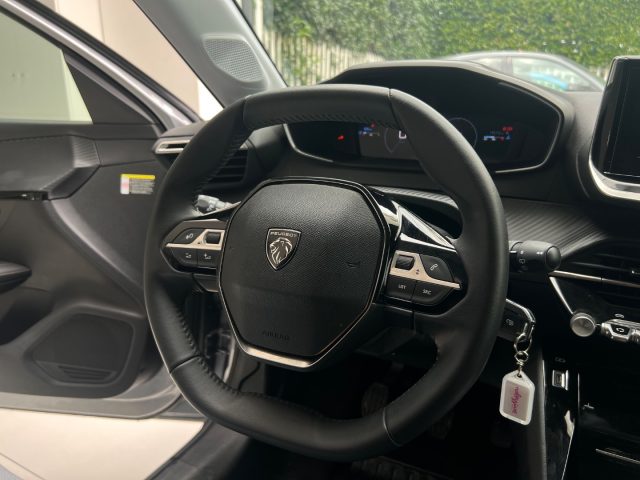 PEUGEOT 208 usata, con Isofix