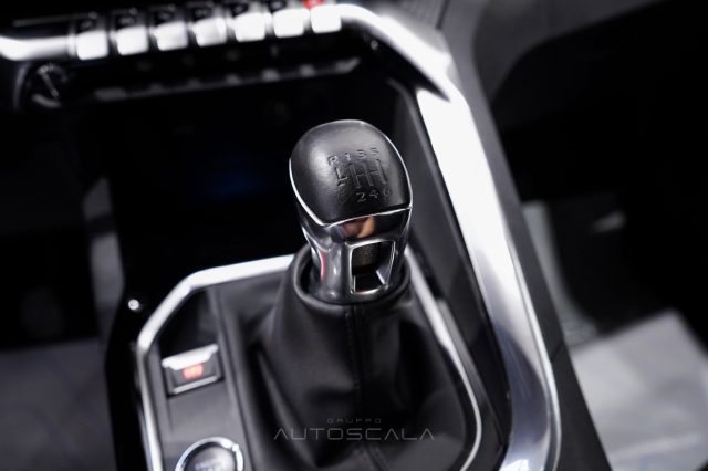 PEUGEOT 5008 usata, con Bracciolo