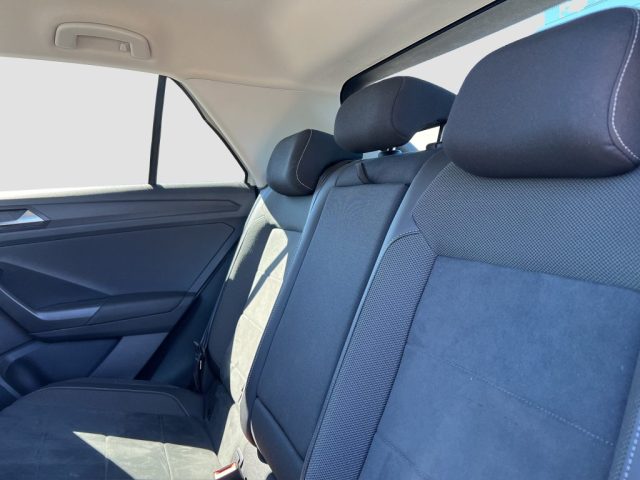 VOLKSWAGEN T-Roc usata 10