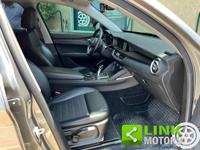 ALFA ROMEO Stelvio usata, con Interni in pelle