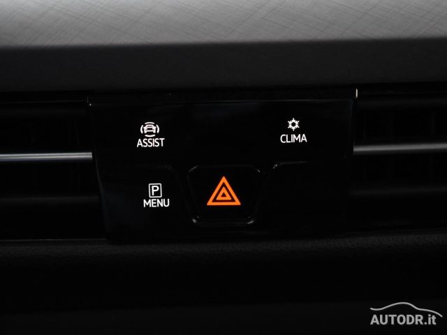 VOLKSWAGEN Golf usata, con Isofix