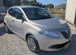 LANCIA Ypsilon usata, con Airbag