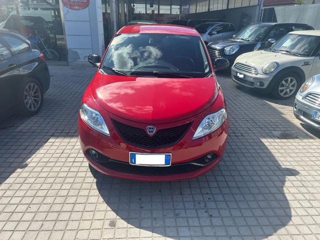 LANCIA Ypsilon usata, con Airbag