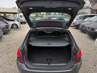 BMW 330 usata, con Autoradio