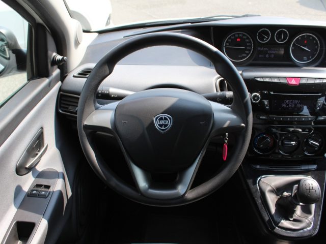 LANCIA Ypsilon usata 22