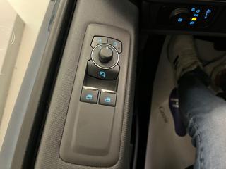 FORD Tourneo Custom usata, con Autoradio