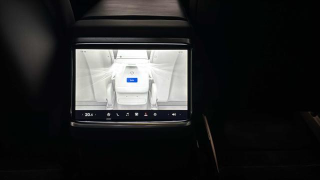 TESLA Model X usata 22