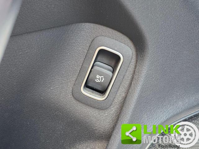 MERCEDES-BENZ CLA 220 usata, con Sedile posteriore sdoppiato