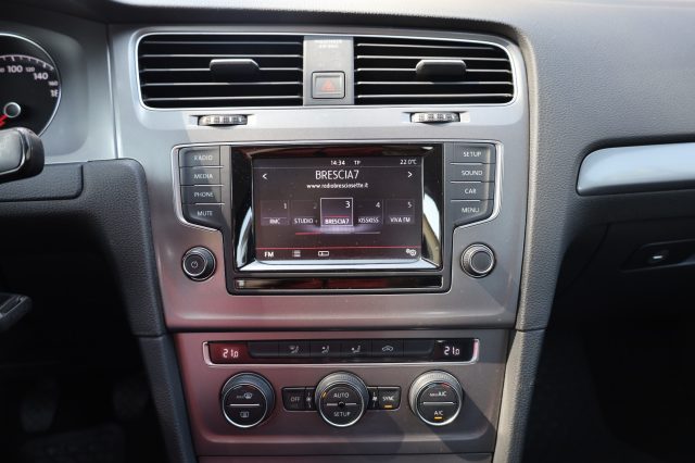 VOLKSWAGEN Golf usata, con MP3