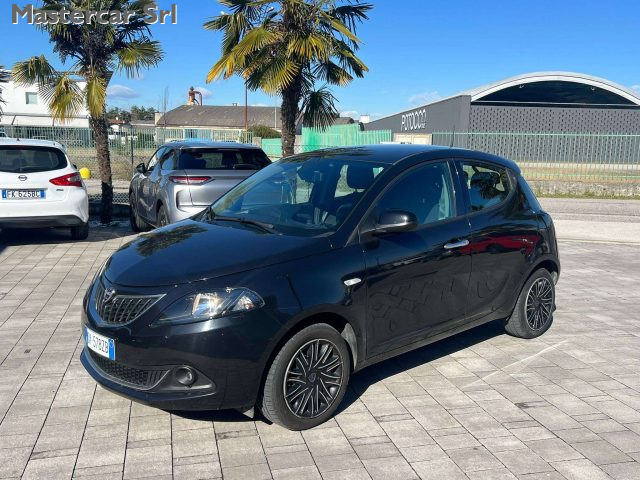 LANCIA Ypsilon usata, con Airbag laterali