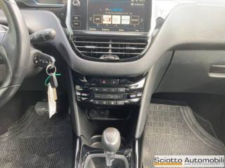 PEUGEOT 2008 usata, con Sistema di navigazione