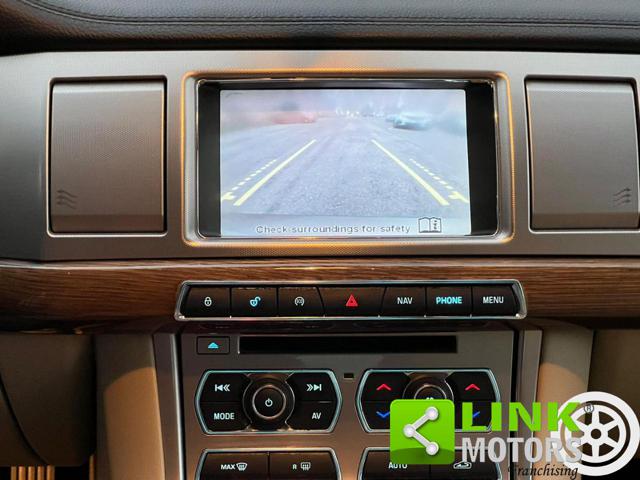 JAGUAR XF usata, con Fari Xenon