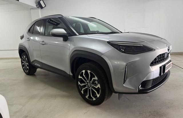 TOYOTA Yaris Cross usata, con Airbag laterali
