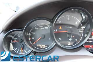 PORSCHE Cayenne usata, con USB