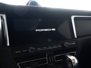 PORSCHE Macan usata 9
