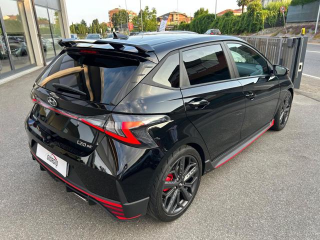 HYUNDAI i20 usata, con Airbag