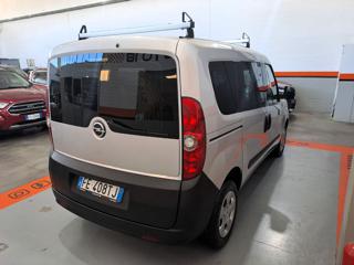 OPEL Combo usata 17
