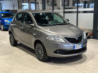 LANCIA Ypsilon usata, con Airbag