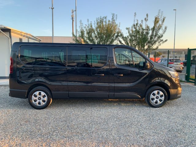 RENAULT Trafic usata, con Autoradio