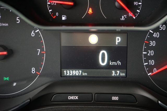 OPEL Grandland X usata 51