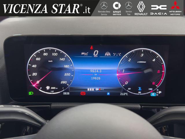 MERCEDES-BENZ GLA 200 usata, con Controllo automatico clima