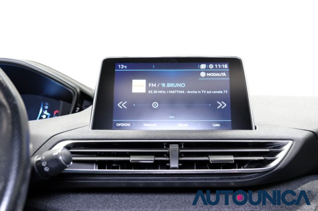 PEUGEOT 3008 usata, con Bracciolo