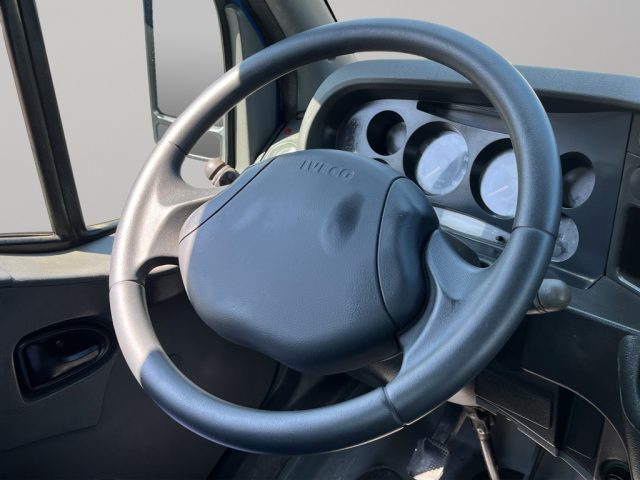 IVECO Daily usata 10