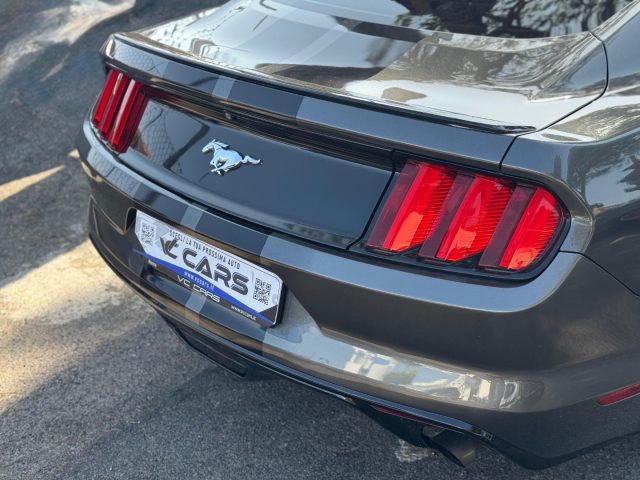 FORD Mustang usata, con Autoradio
