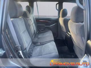 TOYOTA Land Cruiser usata, con Autoradio