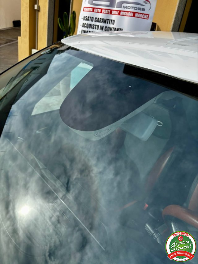 FIAT 500L usata, con USB