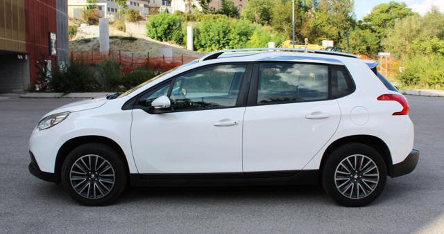 PEUGEOT 2008 usata, con Airbag