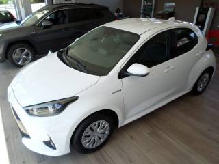 TOYOTA Yaris usata, con Cruise Control