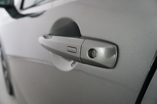 NISSAN Qashqai usata, con Sedile posteriore sdoppiato