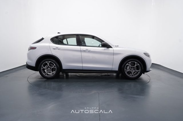 ALFA ROMEO Stelvio usata, con Cerchi in lega