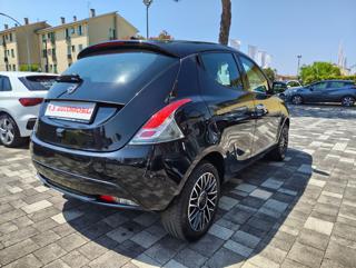 LANCIA Ypsilon usata, con Airbag laterali
