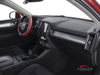 VOLVO XC40 usata 11