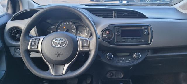 TOYOTA Yaris usata, con Servosterzo