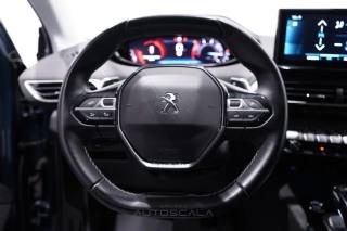 PEUGEOT 3008 usata, con Touch screen