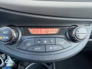 TOYOTA Yaris usata, con ESP