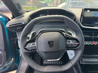 PEUGEOT 2008 usata, con Controllo automatico clima