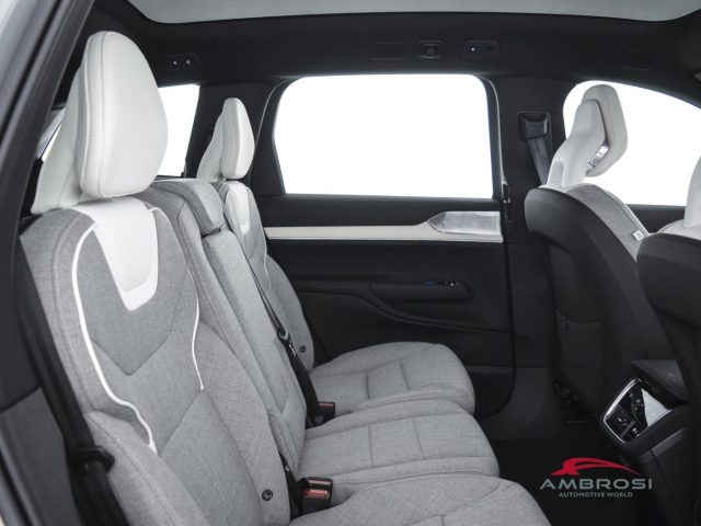 VOLVO EX90 usata 12