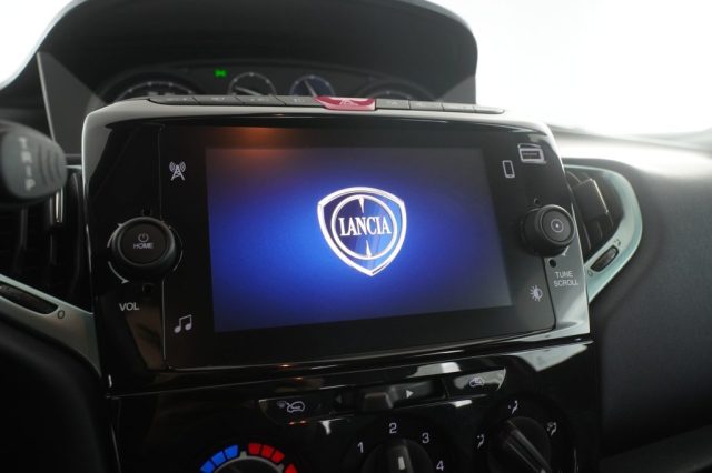 LANCIA Ypsilon usata 13