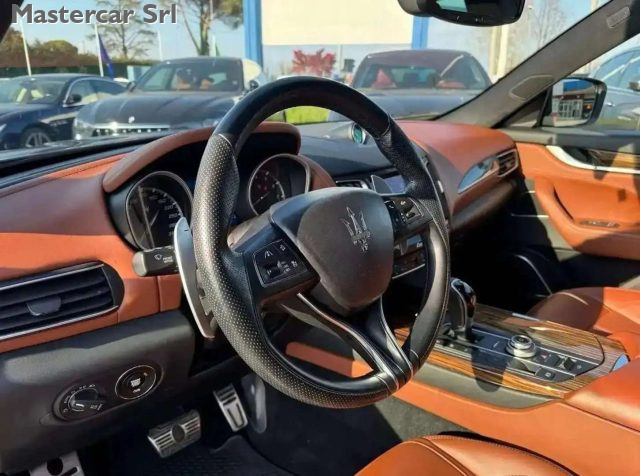 MASERATI Levante usata, con Chiusura centralizzata
