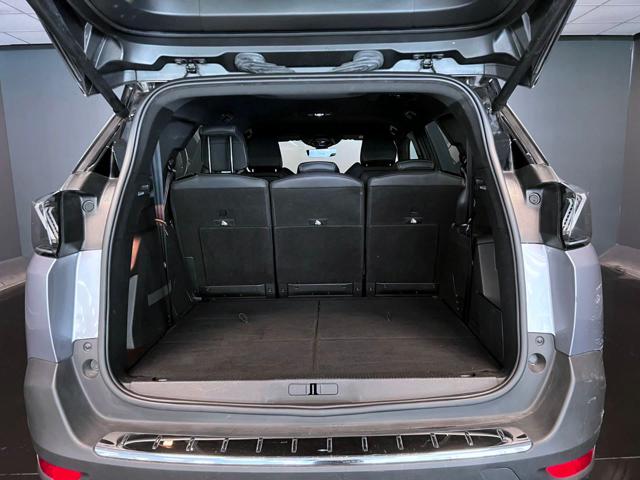 PEUGEOT 5008 usata, con Cruise Control