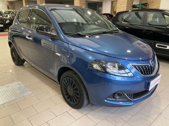 LANCIA Ypsilon usata, con Airbag