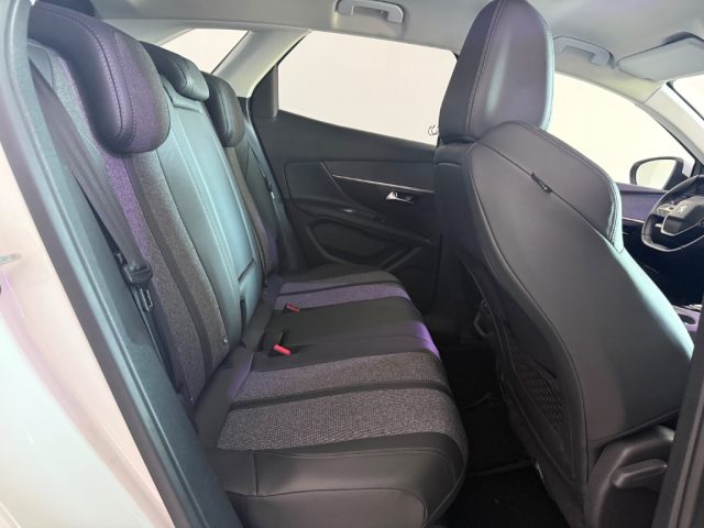 PEUGEOT 3008 usata 11